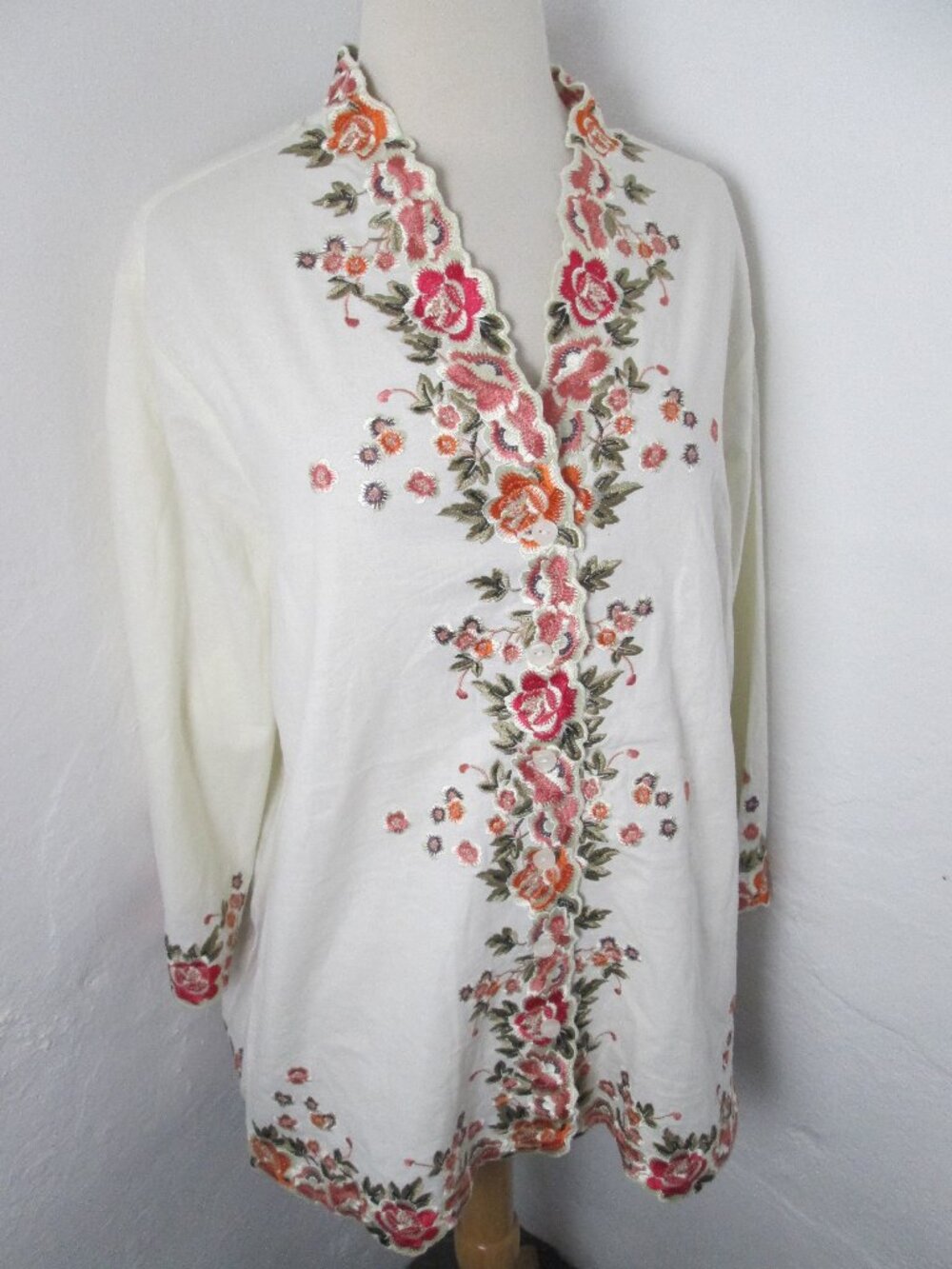 NEW Susan Graver Button Up Floral Embroidered Blouse Women's Plus 2X NWT